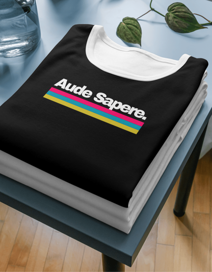Aude Sapere – Dare to be Wise (Unisex Classic Crew T-Shirt)