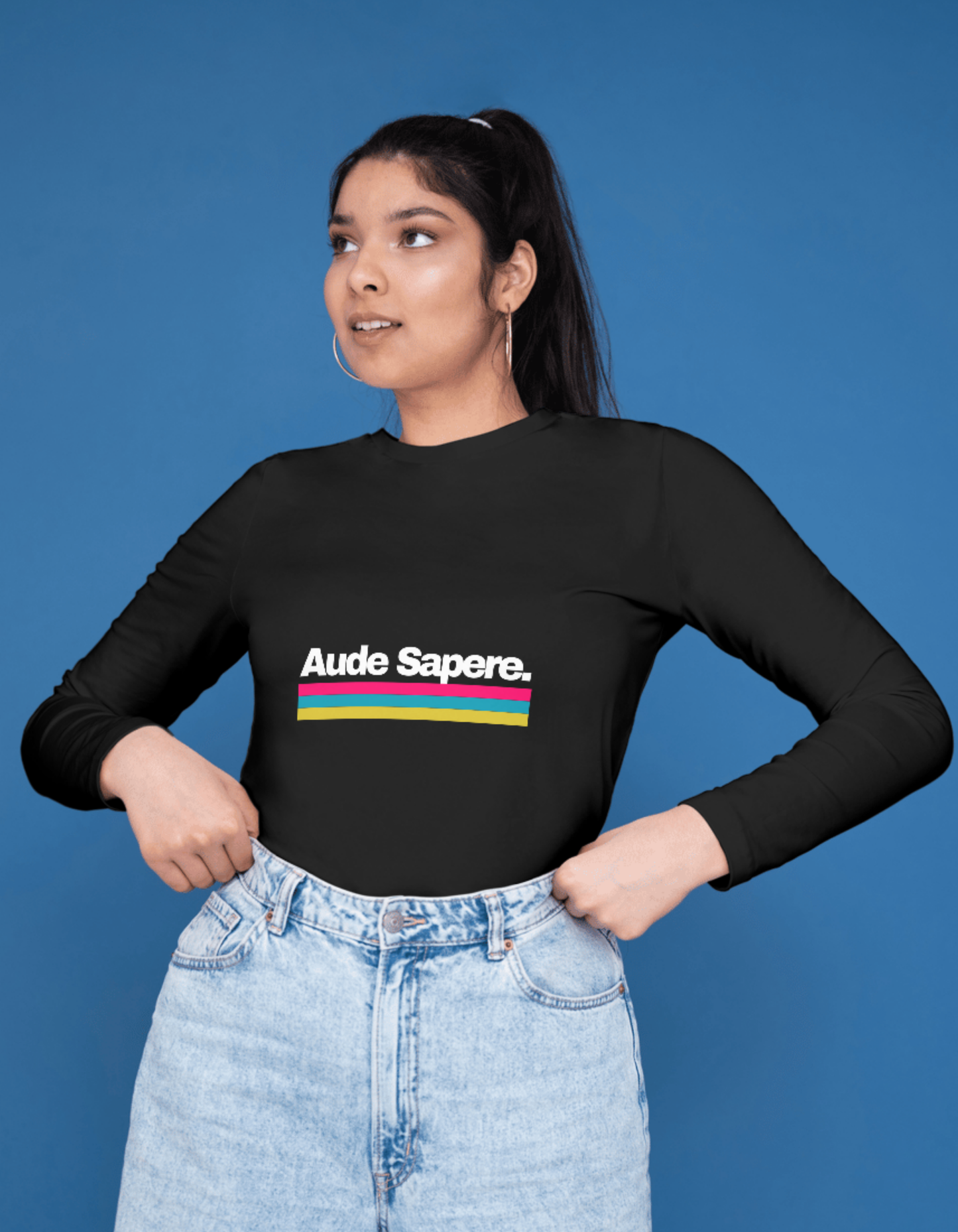 Aude Sapere – Dare to be Wise (Unisex Classic Crew T-Shirt)